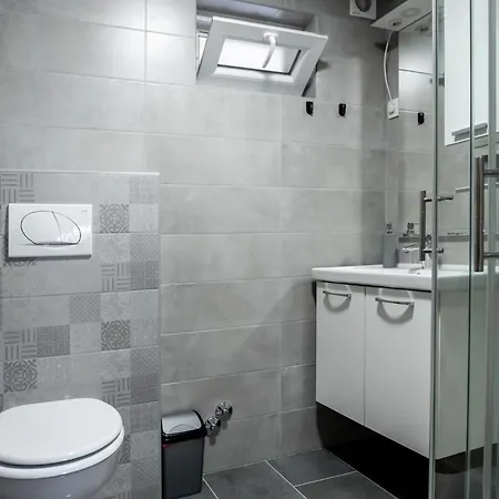 Cherry Berry Apartmani Eminovci Kültér fotó