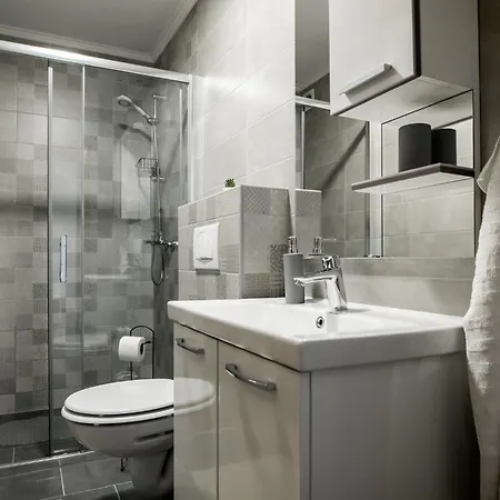 Cherry Berry Apartmani Eminovci Kültér fotó